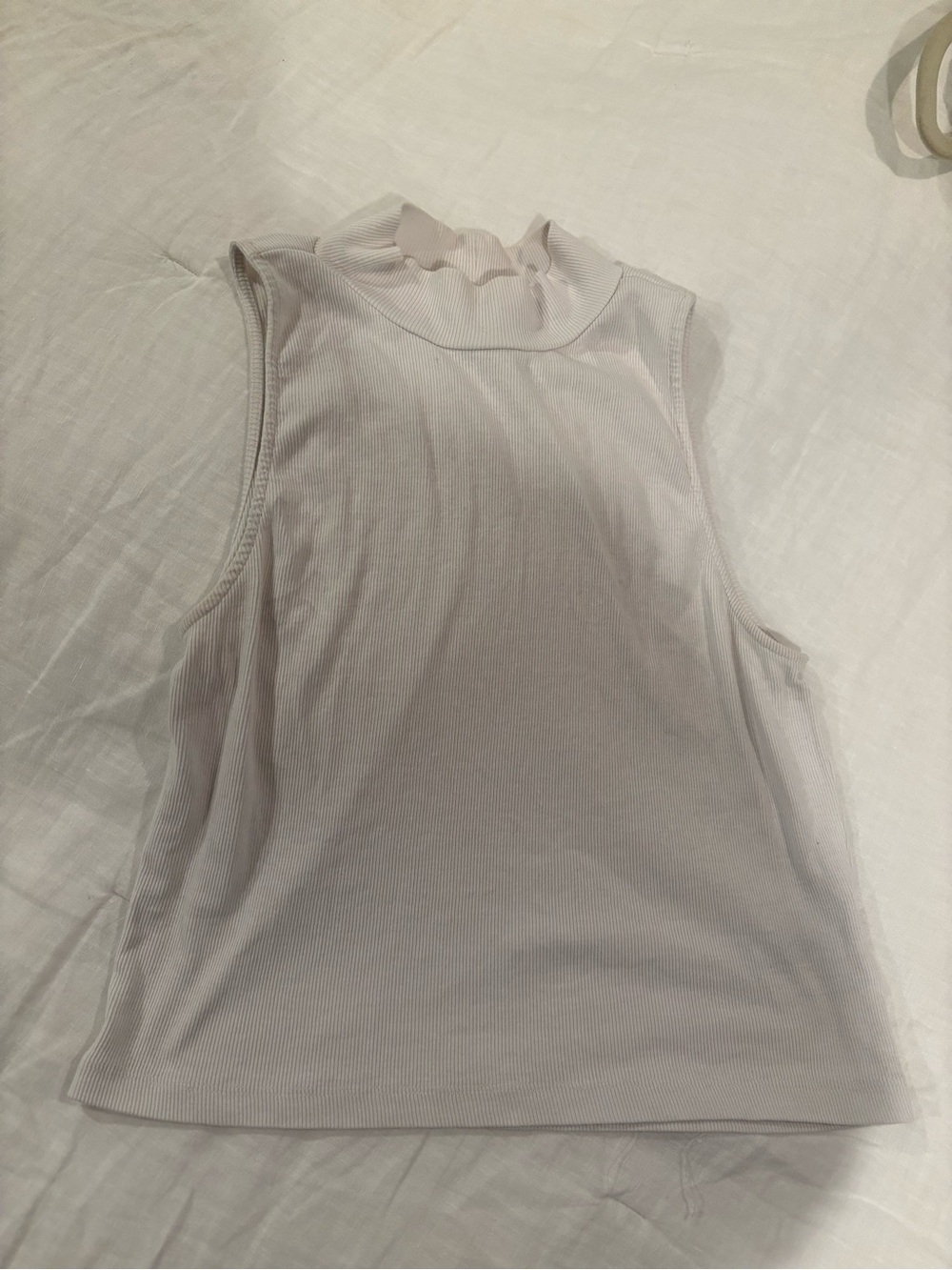 H&M White Ribbed Sleeveless Mock Neck Tank